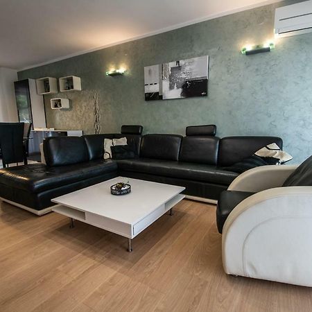Cave Romane Apartment With Private Pool And Sea View Винкуран Экстерьер фото