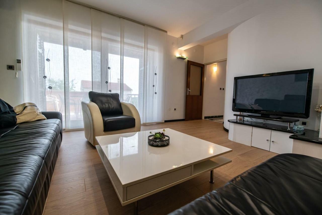 Cave Romane Apartment With Private Pool And Sea View Винкуран Экстерьер фото