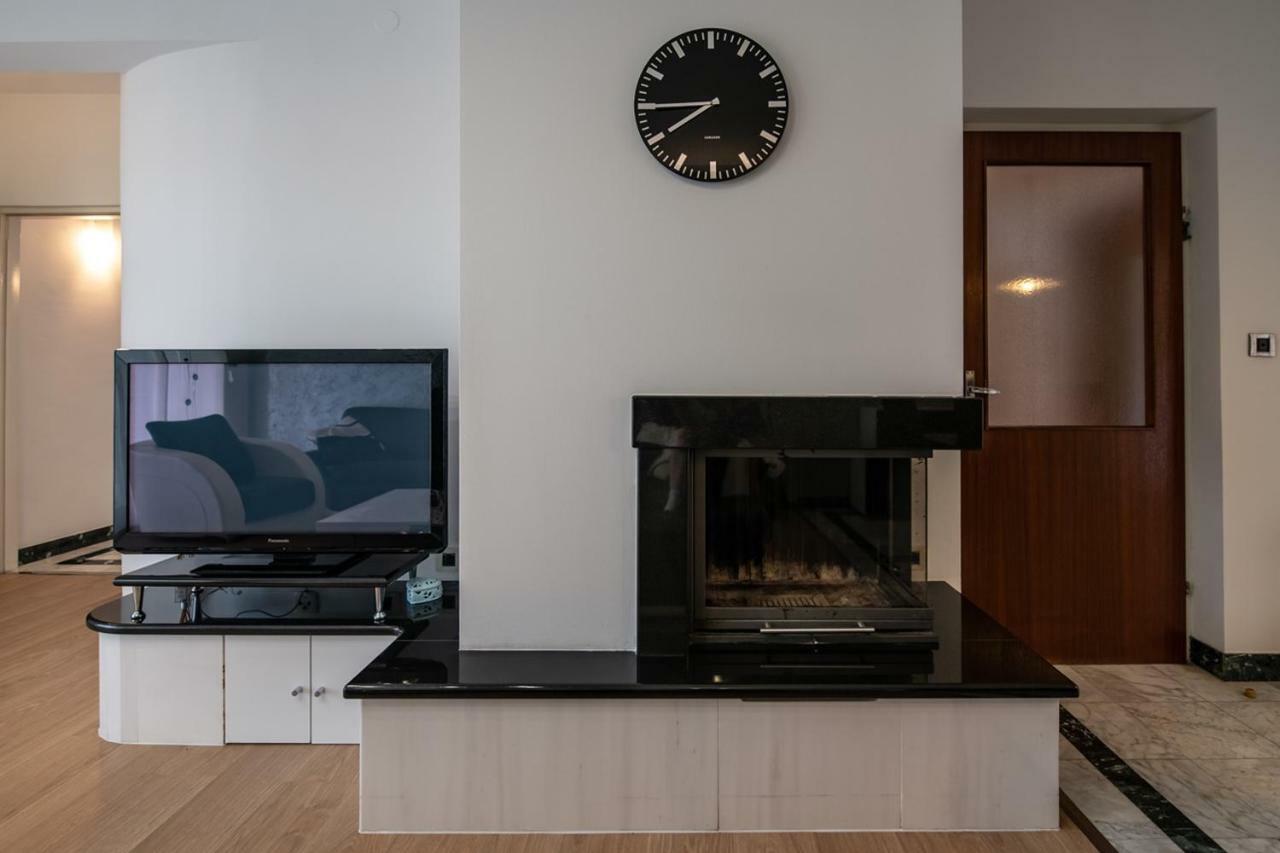 Cave Romane Apartment With Private Pool And Sea View Винкуран Экстерьер фото