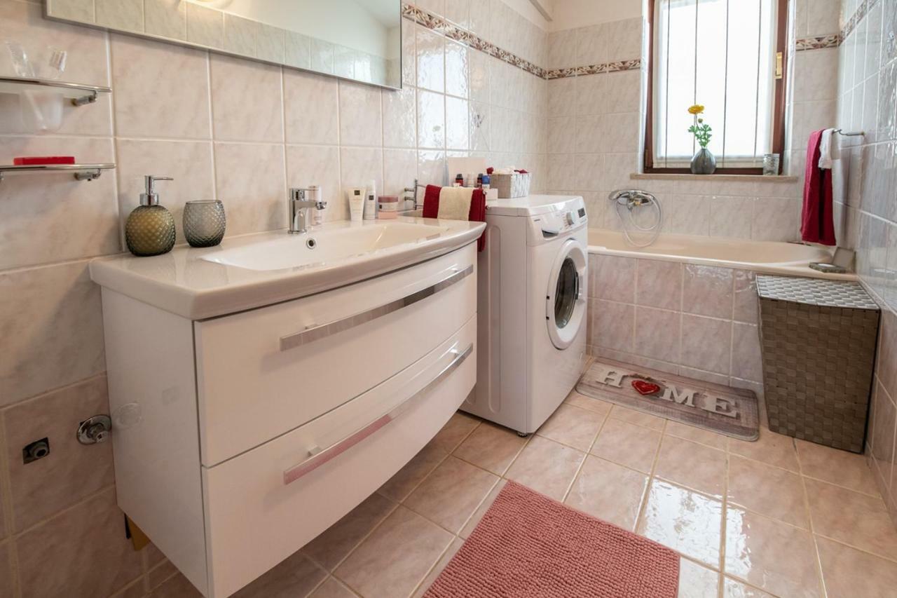 Cave Romane Apartment With Private Pool And Sea View Винкуран Экстерьер фото