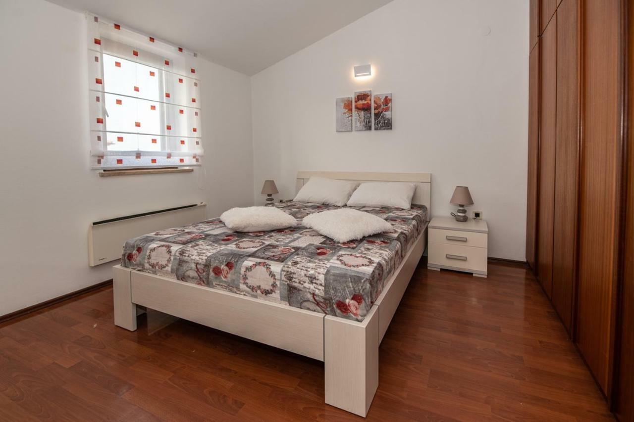 Cave Romane Apartment With Private Pool And Sea View Винкуран Экстерьер фото