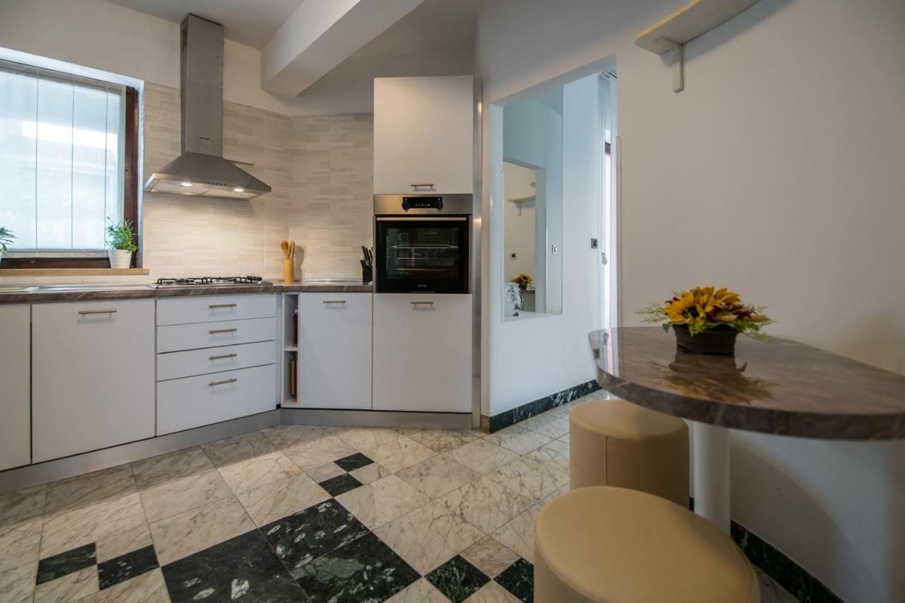 Cave Romane Apartment With Private Pool And Sea View Винкуран Экстерьер фото